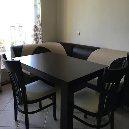 Apartment Лозенец Вип Хоум *